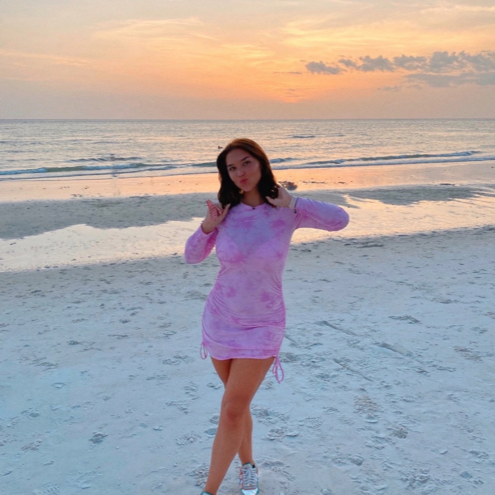 Meet your Posher, Dinara